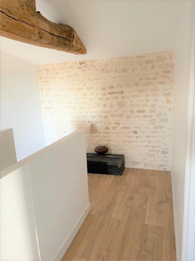 La Commanderie Des Templiers Gite 4 Etoiles Saint-Etienne-de-Brillouet Ngoại thất bức ảnh